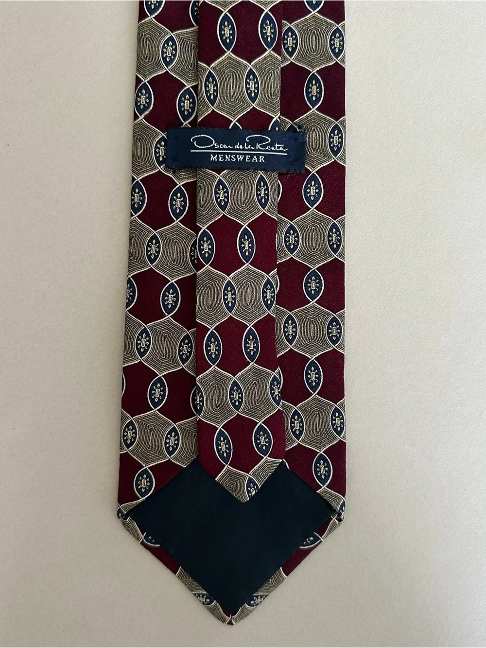 Vintage Oscar de la Renta 100% Silk Geometric Print Necktie Burgundy, Navy